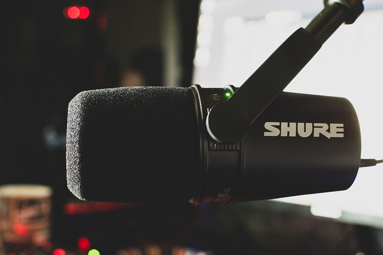 Shure MV7 microphone